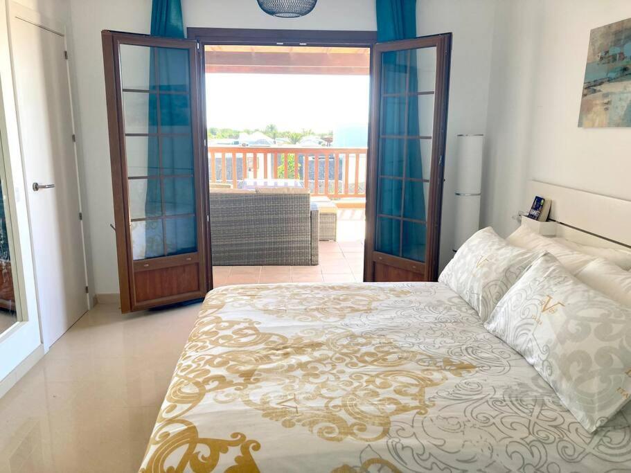Luxury 4-Bedroom Villa With Heated Pool + Sea View Playa Blanca  Exterior foto