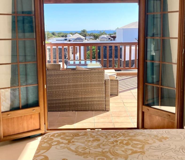 Luxury 4-Bedroom Villa With Heated Pool + Sea View Playa Blanca  Exterior foto